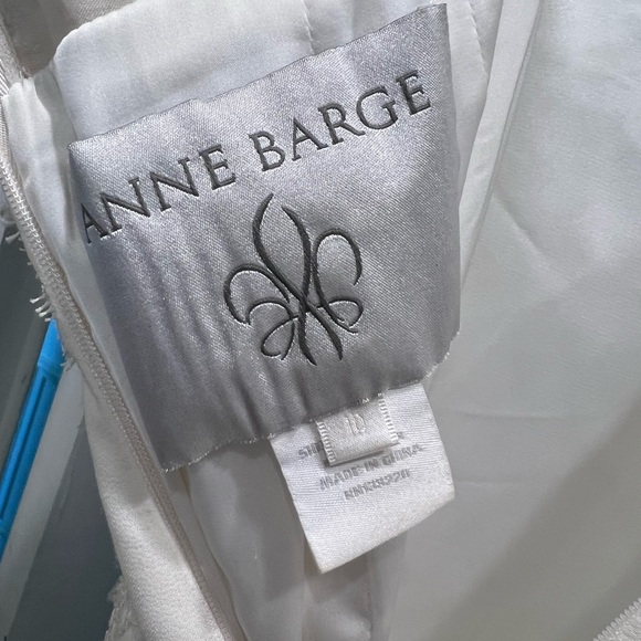 Anne Barge Lana Gown - Picture 7 of 8